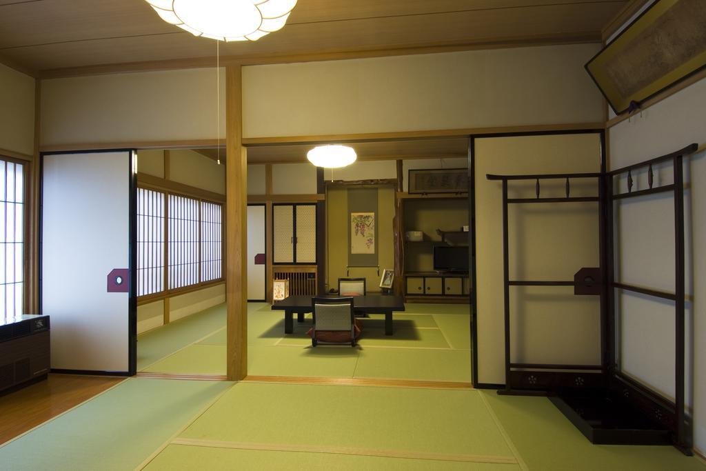 益成屋旅館 草津市 部屋 写真