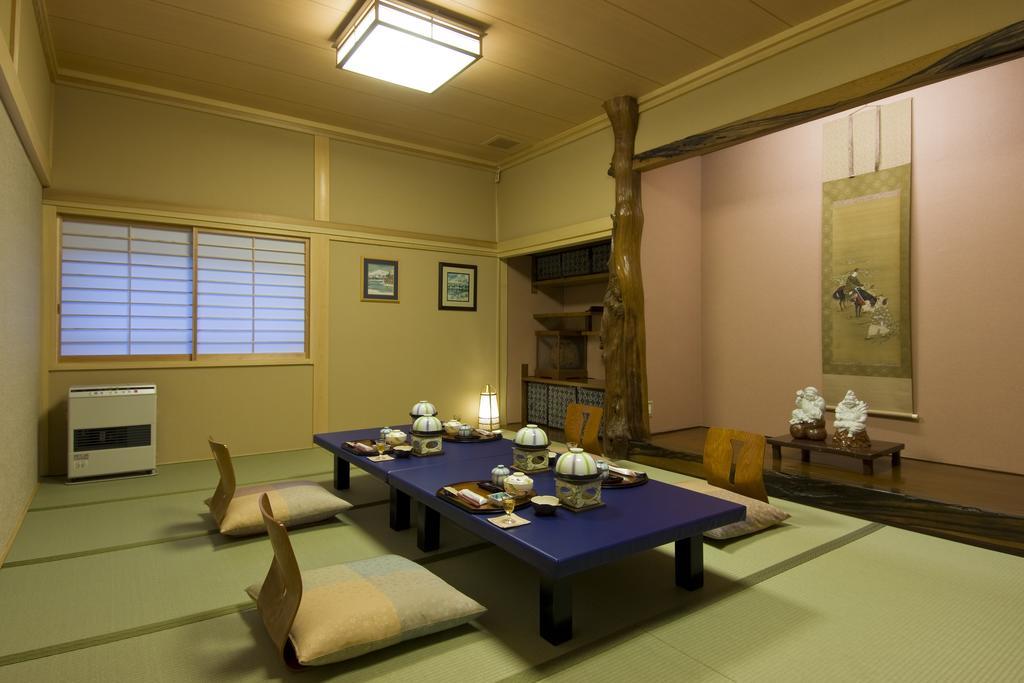 益成屋旅館 草津市 エクステリア 写真